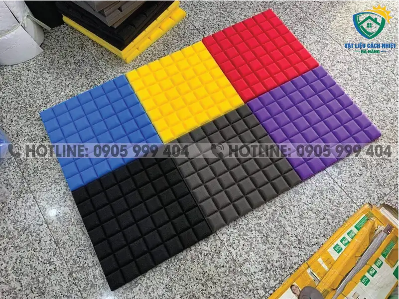 Mút xốp phẳng dán tường