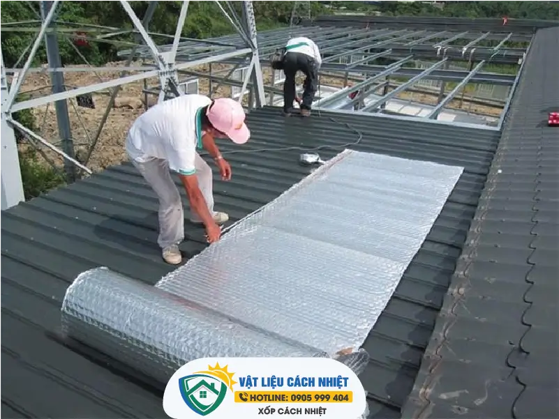 Hướng dẫn thi công xốp cách nhiệt, chống nóng chuẩn kỹ thuật (Chi tiết từ A-Z) 