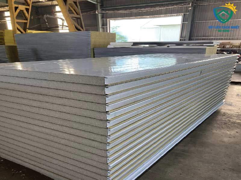 tam-panel-cach-nhiet-da-lat-lam-dong-03