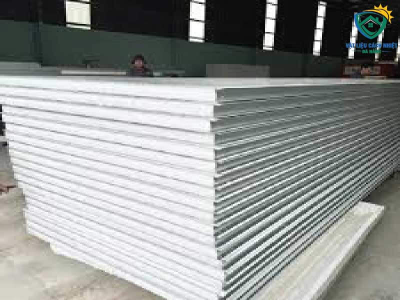 tam-panel-cach-nhiet-dak-lak-dak-nong-05
