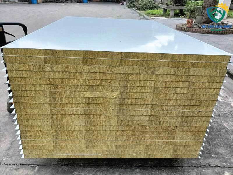 tam-panel-cach-nhiet-dak-lak-dak-nong-08