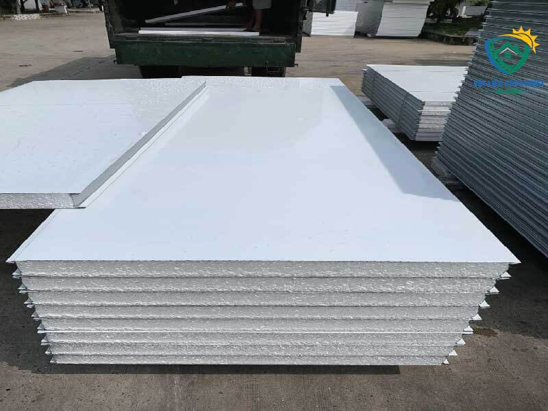 tam-panel-cach-nhiet-gia-lai-11