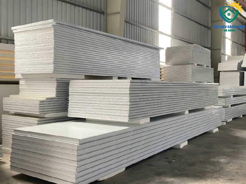 tam-panel-cach-nhiet-hue-07