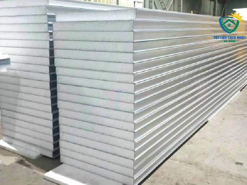 tam-panel-cach-nhiet-kon-tum-13