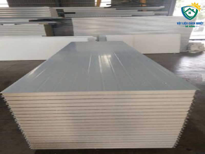 tam-panel-cach-nhiet-phan-thiet-binh-thuan-01