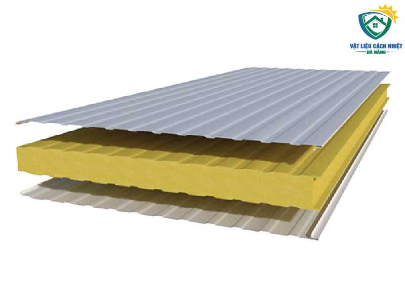 tam-panel-cach-nhiet-quang-ngai-03