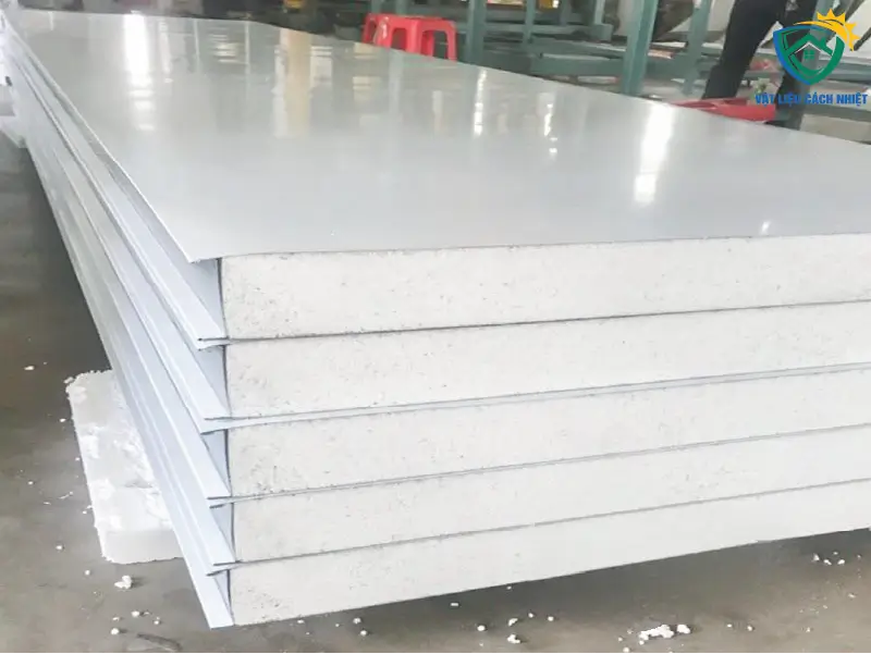 bao-gia-tam-panel-tai-da-da-nang-09