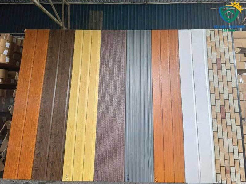 tam-op-panel-kim-loai-da-nang-07