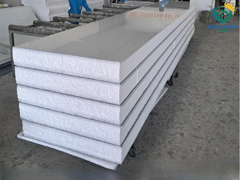 tam-op-panel-hop-kim-nhom-03