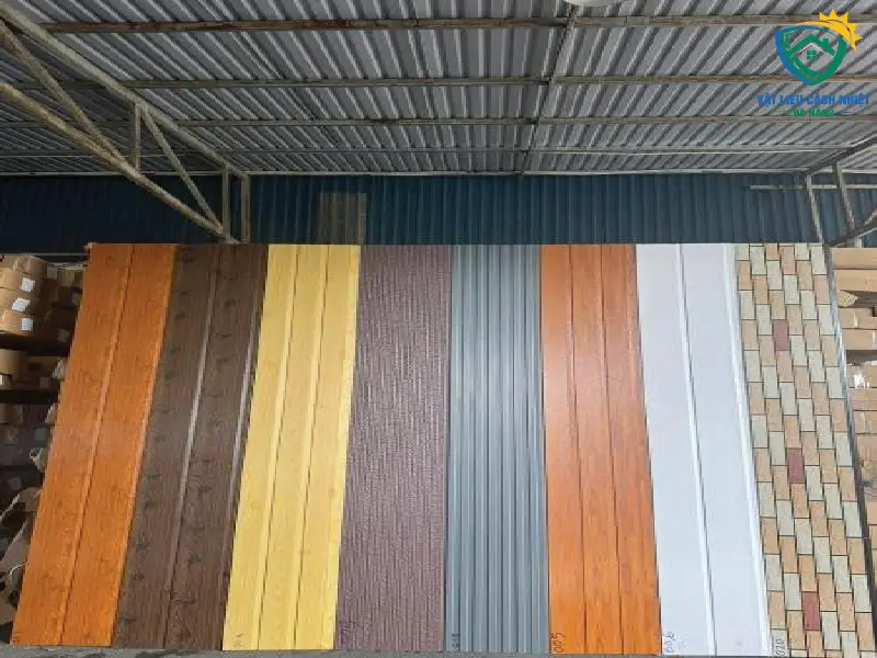 tam-panel-kim-loai-thanh-hoa-01
