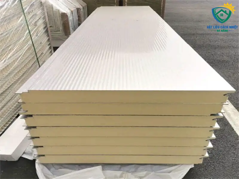 tam-panel-ton-xop-cach-nhiet-04