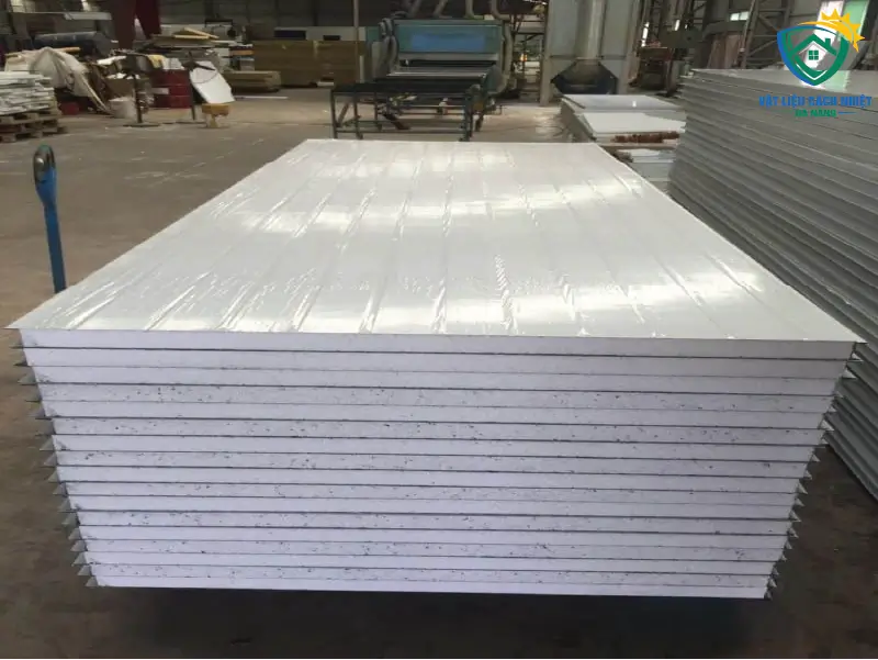 tam-panel-ton-xop-cach-nhiet-08